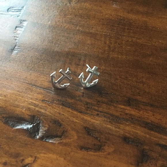 Bundle of Nautical Stud Earrings - Picture 6 of 8